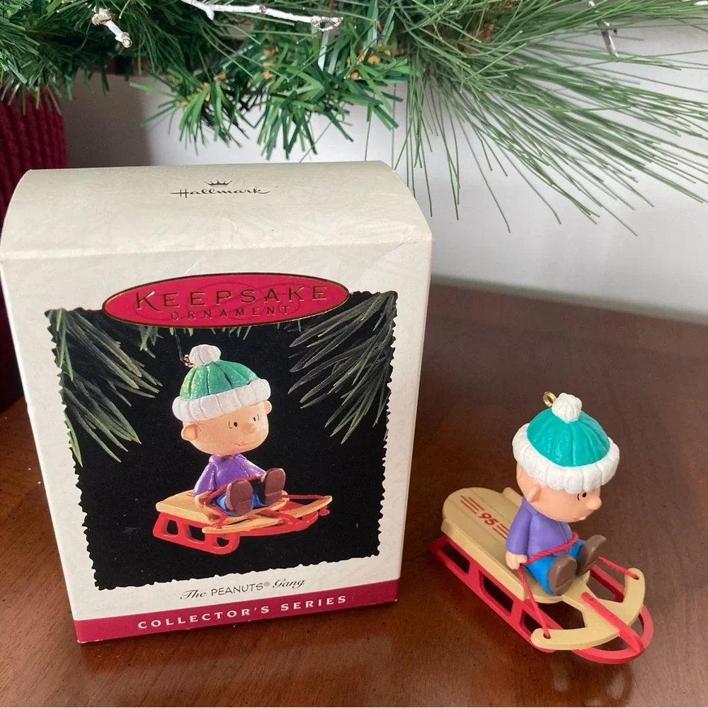 3/$35 HALLMARK 1995 Linus